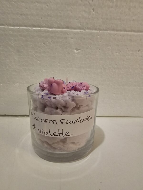 Bougie macaron framboise et violette